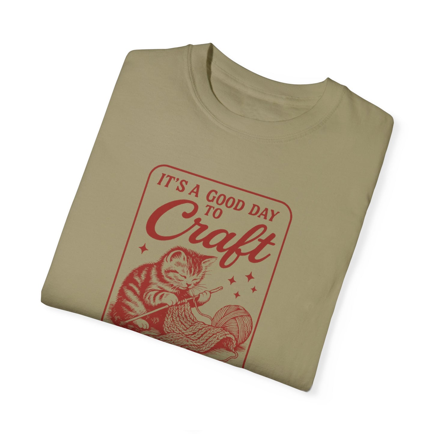 "It’s a Good Day to Craft" Vintage Cat T-Shirt – Cozy Crafter Tee for Craft Lovers