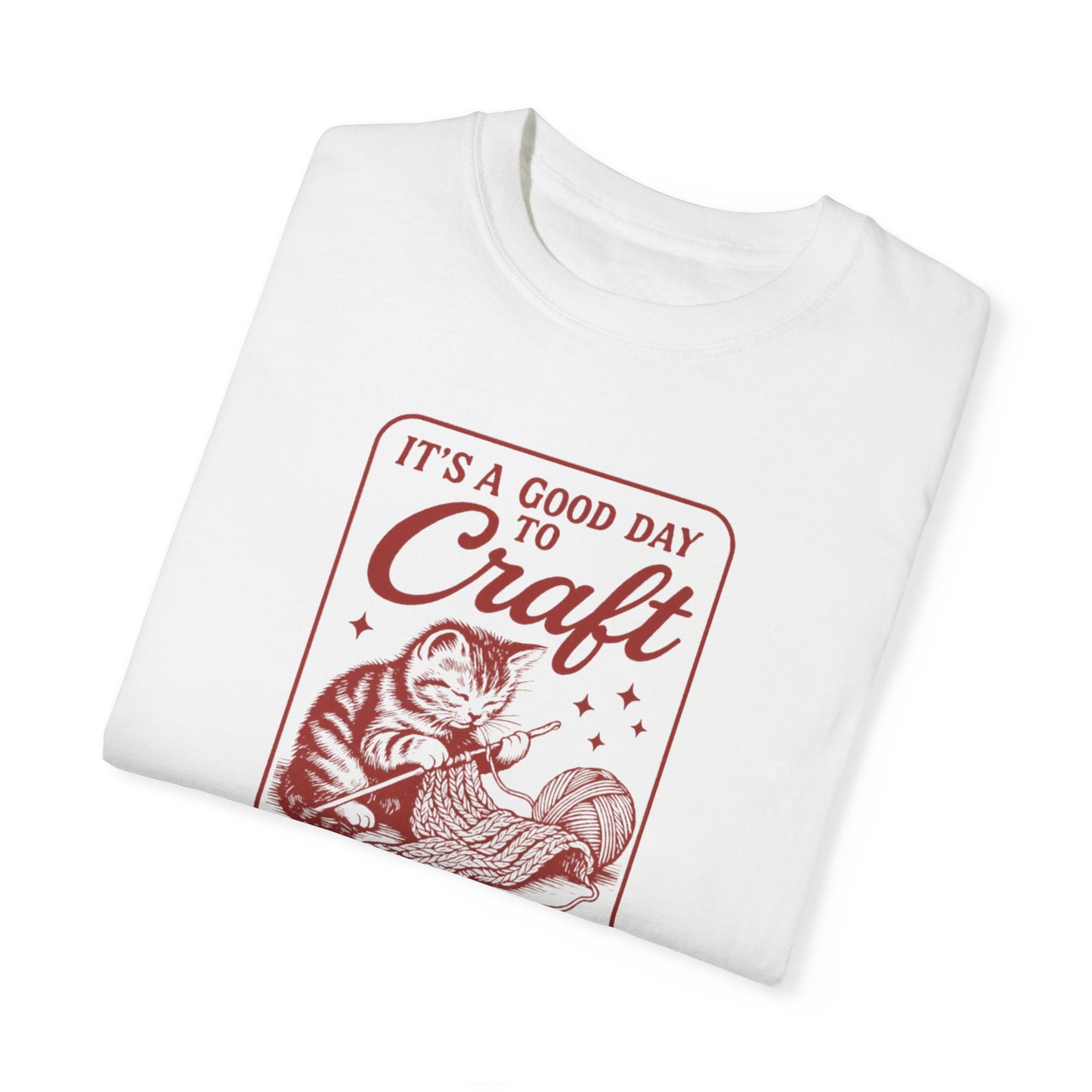 "It’s a Good Day to Craft" Vintage Cat T-Shirt – Cozy Crafter Tee for Craft Lovers
